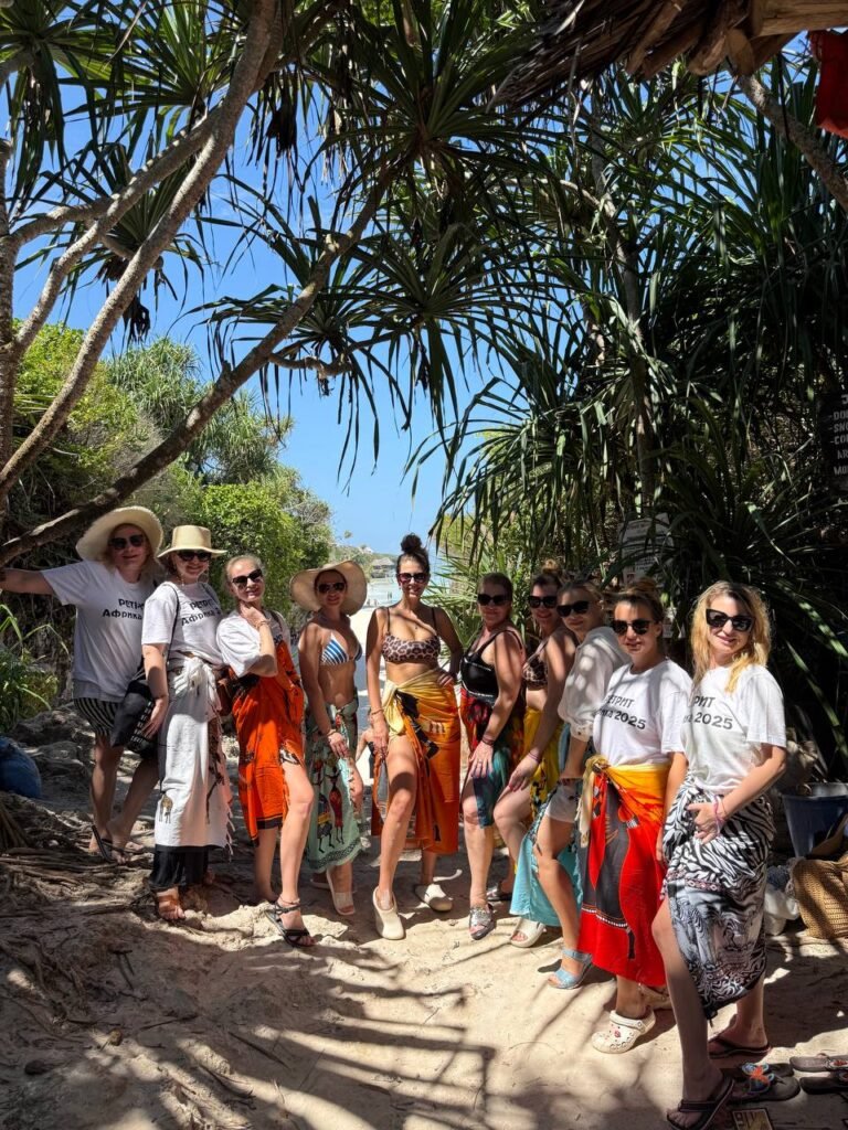 photo 5404369121518417273 y